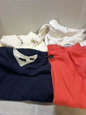 4 XL/XXL sweaters