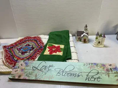5 piece decor lot