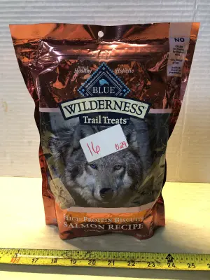 24oz blue wilderness trail dog treats exp:5/21/26