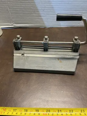 boston hole punch