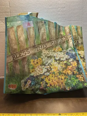 lot of reusable shopping bags