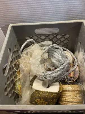 lot of ribbon & rope