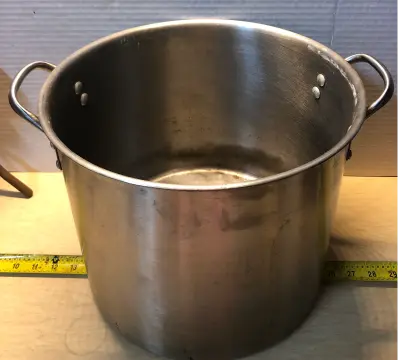 Stainless steel pot used as is