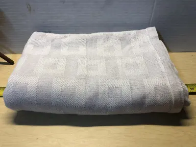 Unknown size blanket