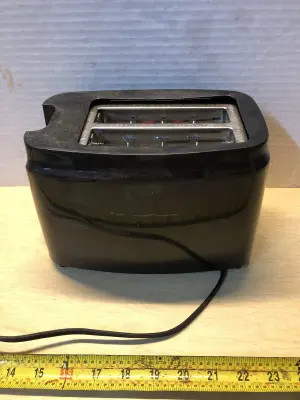 Rival toaster works used