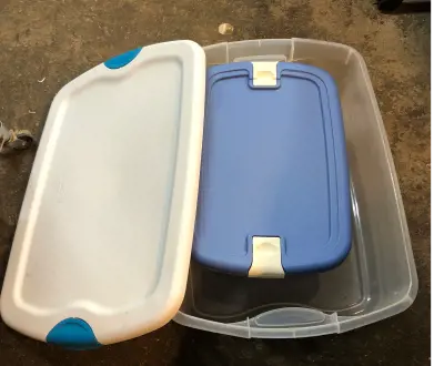 35qt tub with lid, 15qt tub with lid