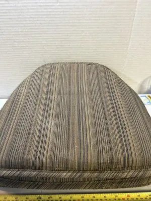 3 outdoor cushions