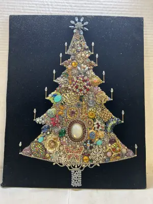 brooch Christmas tree