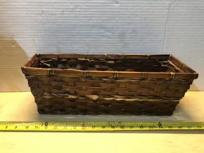 Rectangle shaped basket