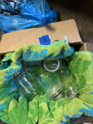 5ct jars & bag of mason jar lids