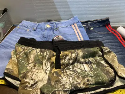 2ct size 11 skirts , XXL shorts