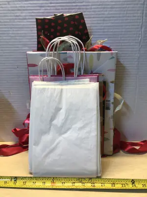 19 gift bags random sizes , reusable bag