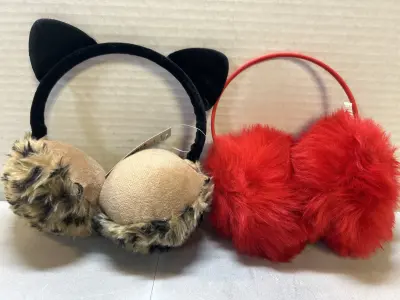 2 pairs of earmuffs
