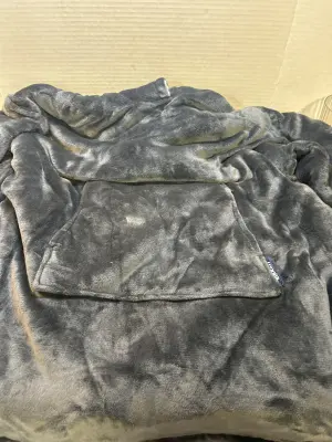 huggle hoodie blanket