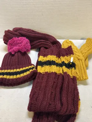 mittens,hat and scarf