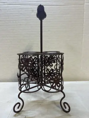 candle holder/ center piece