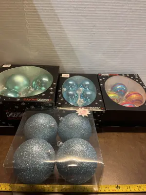 4ct christmas ornaments