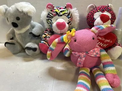 3 bears and easter bunny