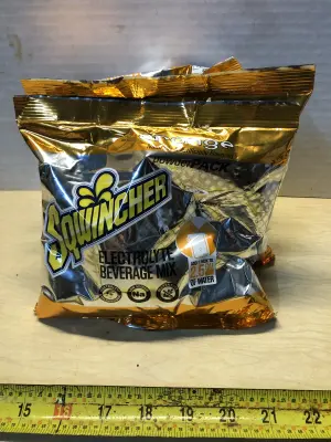 4 bags 23.83oz sqwincher electrolyte beverage mix orange