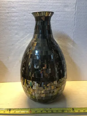 Mirror vase
