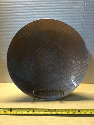 Glass decorative bowl with stand