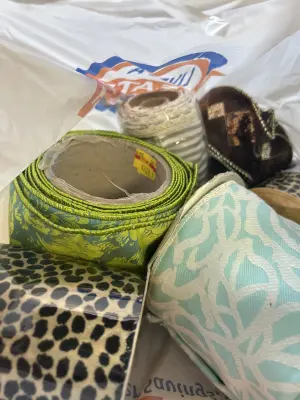 ribbon lot