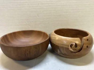 2 wooden bowls