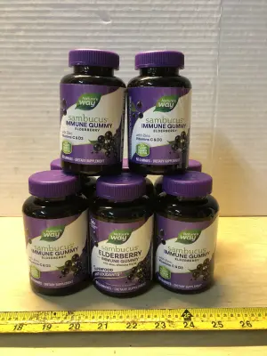 8 bottles sambucus immune gummy exp:12/27