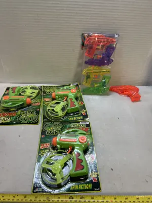 3 saucer guns pack,  of water guns