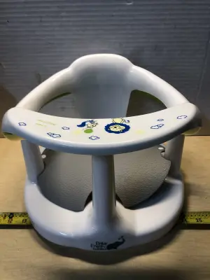 Baby bath seat