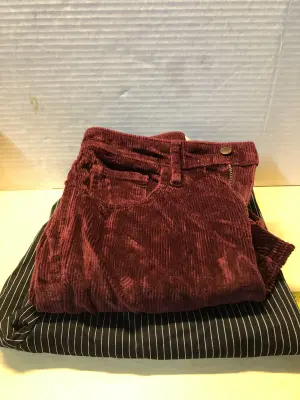 2 pairs of pants size 8