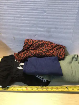 4pc size xl shirts