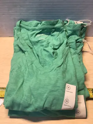 4pc size medium shirt