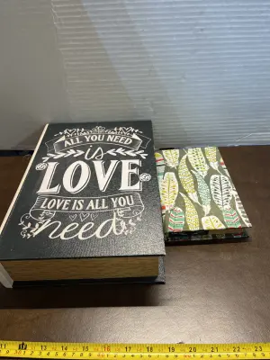 2ct decorative magnetic book box’s