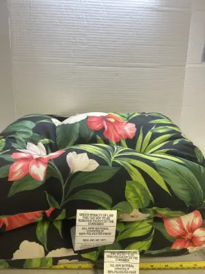 2 chair cushions