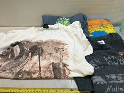 4 XL tshirts