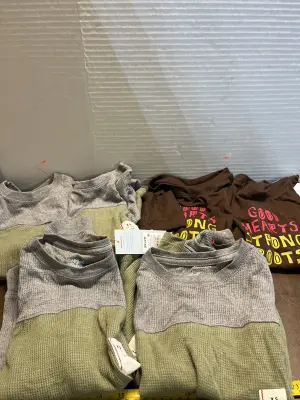 6ct XS long sleeve shirts