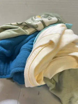 4/5 1 pants 4 shirts