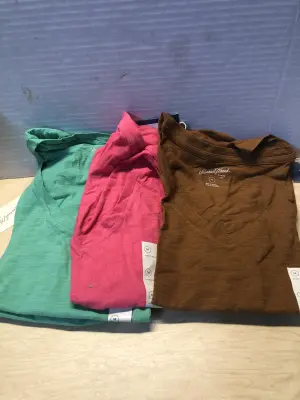 4 shirts size medium