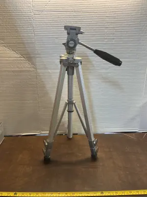 tripod stand