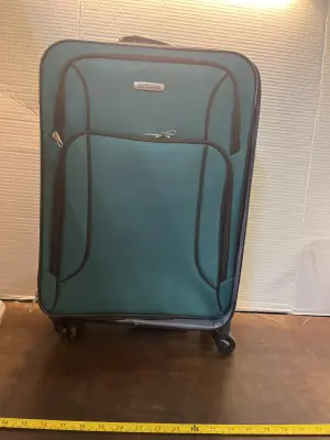 suit case