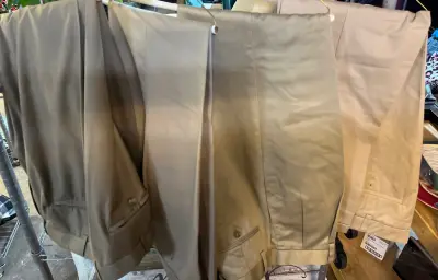4ct size 36 x 30 men’s pants
