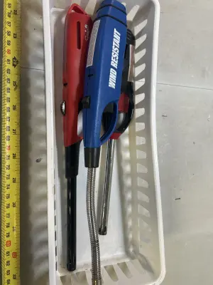 3 long lighters