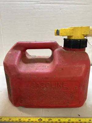 5 liter gas can