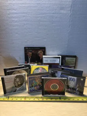 Lot of CDs oldies music and faith based music