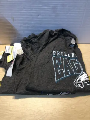 3 NFL Philadelphia Eagles shirts size medium