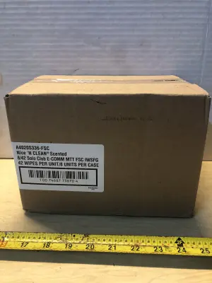 8 packs nice and clean wipes