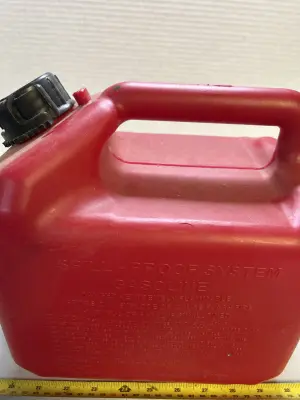 gas can missing nozzle