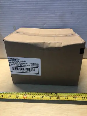 8 packs nice and clean wipes