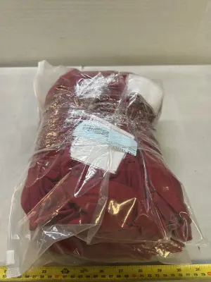 2 burgundy, bedsheets, unknown size